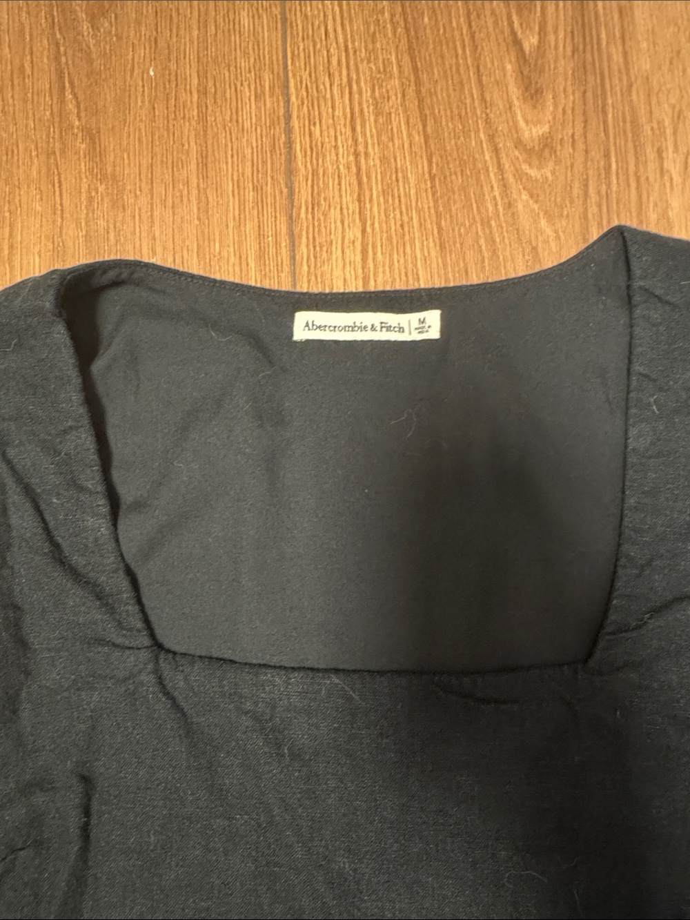 Abercrombie & Fitch Black linen Square-Neck Crop Top - Picture 2 of 4
